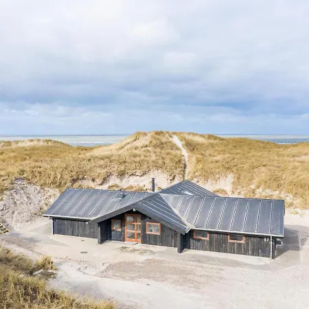 Holiday Henne Lxxi Holiday home Henne Strand